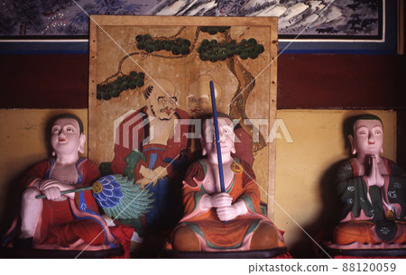 Korean Temple Sculpture - Hyeonpung Yugasa 88120059