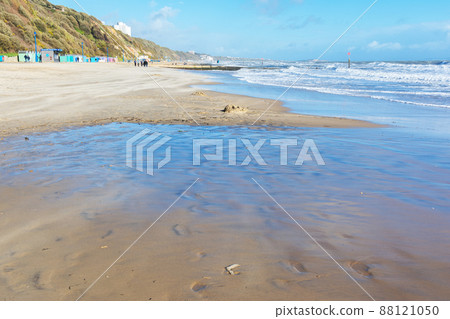 Bournemouth beach, sand and sea Bournemouth beach, sand and sea 88121050