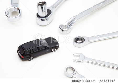 Car and maintenance wrench Car maintenance image 88121142