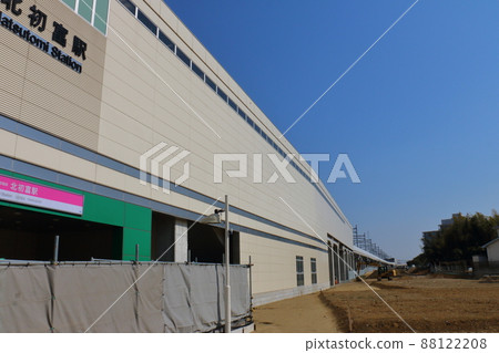 千葉縣鐮谷市新京成線北八富站前廣場入口維修城市道路No.4 January 2022 Hatsutomi 88122208