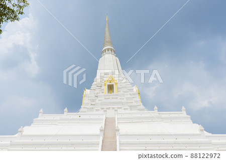 Beautiful chedi of Phukhao Thong in Ayutthaya, Thailand. 88122972