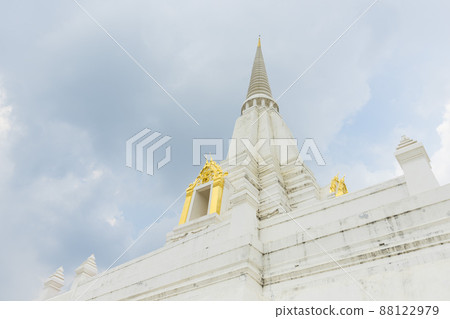 Beautiful chedi of Phukhao Thong in Ayutthaya, Thailand. 88122979