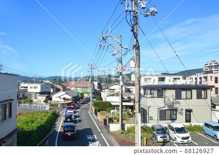 2021 年。從山陽本線德山站到岩國站的火車窗晨景 2021 年。從山陽本線德山站到岩國站的火車窗晨景 88126927