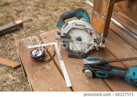 Carpentry circular saw 88127571