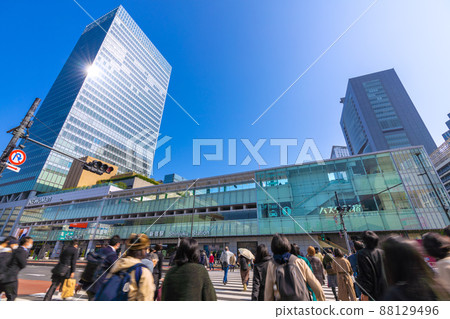 Japan's Tokyo cityscape has been lifted to prevent the spread ... BA.2 Multiple infection explosion ... Shinjuku is a threatening crowd = March 24 88129496
