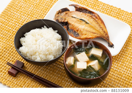 Japanese food 88131009