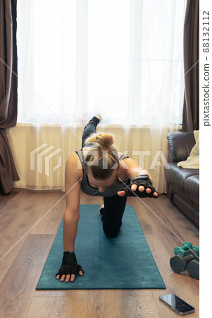 womans workout at home womans workout at home 88132112