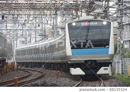 [JK] Keihin-Tohoku Line E233 series (rapid train) 88135324