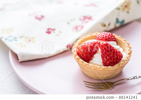 草莓撻草莓糖果圖像素材 88141241