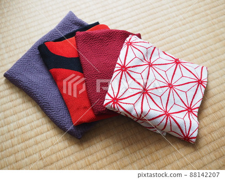 4 furoshiki 88142207