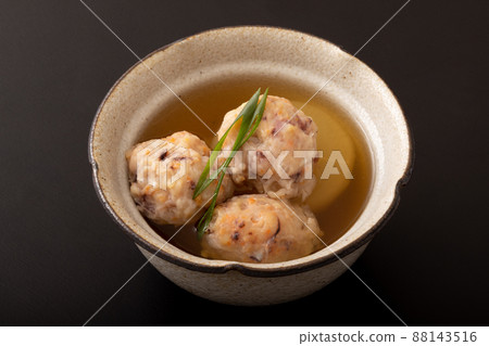 《青森鄉土料理》水煮魷魚麵 《青森鄉土料理》水煮魷魚麵 88143516