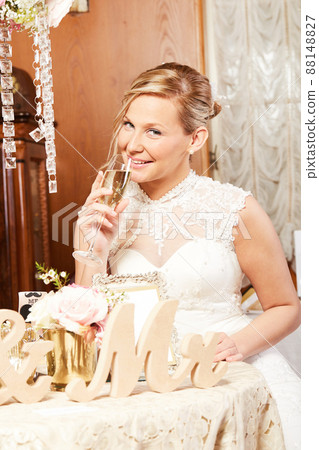 beautiful bride 88148827