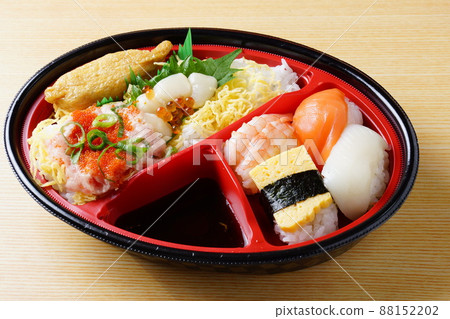Sushi box lunch Sushi box lunch 88152202