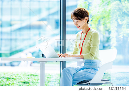 Female business image shooting cooperation: LINK FOREST Female business image shooting cooperation: LINK FOREST 88155564