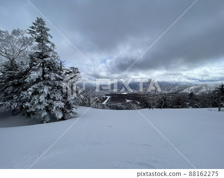 2022年3月福島縣浦盤台Grandeco滑雪場滑雪場 88162275