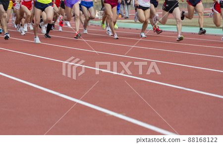 Marathon runner 88168122