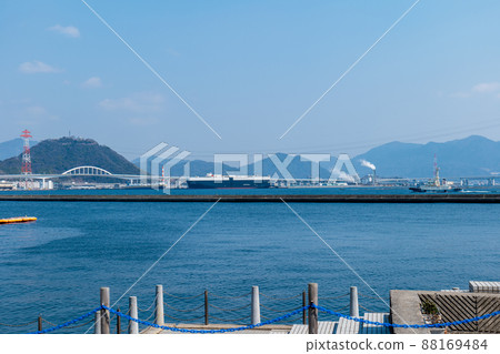 Scenery of Ube Port in Hiroshima in spring 88169484