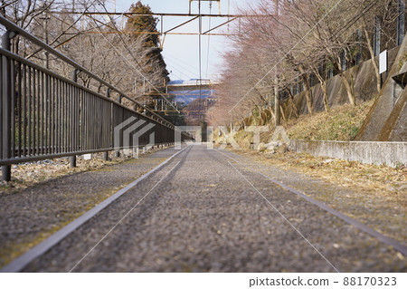 舊臼井峠鐵路美麗的廢棄鐵軌景觀 舊臼井峠鐵路美麗的廢棄鐵軌景觀 88170323