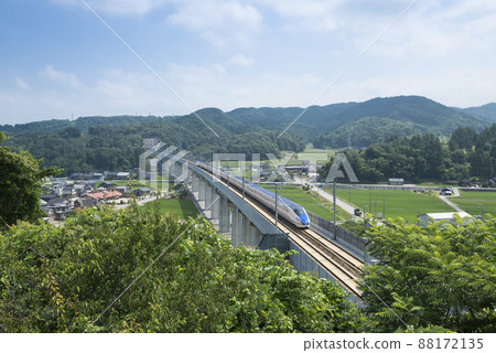 Rural and Hokuriku Shinkansen 88172135
