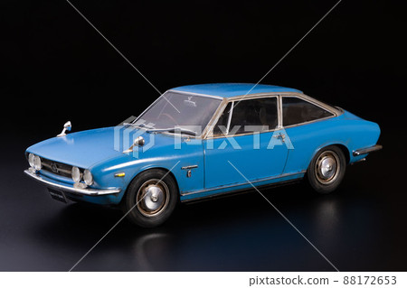 Isuzu 117 Coupe model, front cut Isuzu 117 Coupe model, front cut 88172653