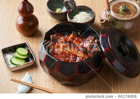 三三吃 三三吃 88174808