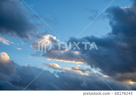 Blue sky cloud background material image Blue sky cloud background material image 88176245