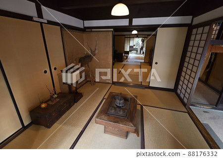 Naramachi Naramachi Lattice House (Gangoji-cho, Nara City, Nara Prefecture) Naramachi Naramachi Lattice House (Gangoji-cho, Nara City, Nara Prefecture) 88176332