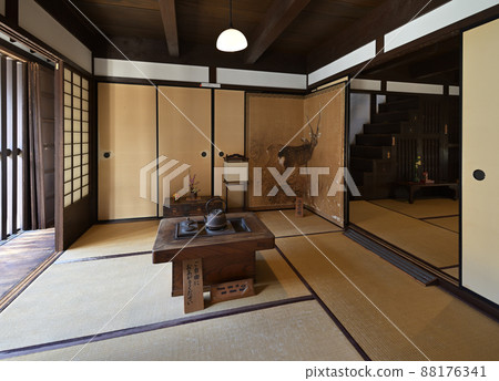 Naramachi Naramachi Lattice House (Gangoji-cho, Nara City, Nara Prefecture) Naramachi Naramachi Lattice House (Gangoji-cho, Nara City, Nara Prefecture) 88176341