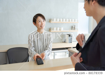 櫃檯無現金支付 88178339