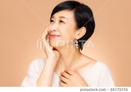 Senior female beauty positive Senior female beauty positive 88178356