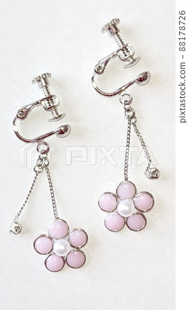 Handmade earrings inspired by cherry blossoms 88178726