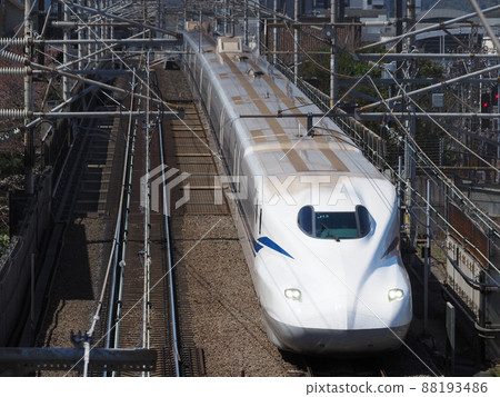 Shinkansen N700S J13 formation at Honmachi overpass Shinkansen N700S J13 formation at Honmachi overpass 88193486