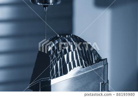 The CMM probe measuring the lens reflection mold part on the CNC milling machine. The CMM probe measuring the lens reflection mold part on the CNC milling machine. 88193980