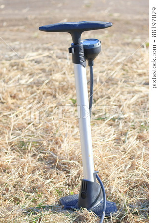 帶氣壓表的充氣機 88197029