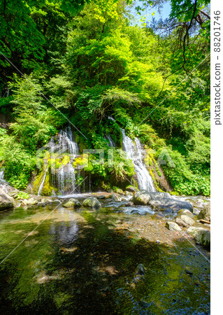 Soryu Waterfall (Summer) 88201746