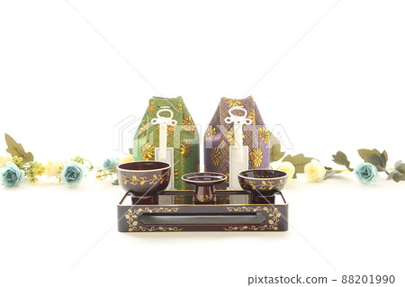 A couple's urn and set for a memorial service on the windowsill 2 A couple's urn and set for a memorial service on the windowsill 2 88201990