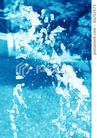 Splashes of the fountain 88202673