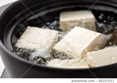 Simmered tofu Simmered tofu 88207031