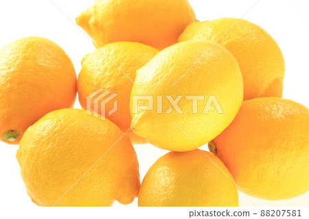 Lemon grown in Setouchi Tobishima 88207581