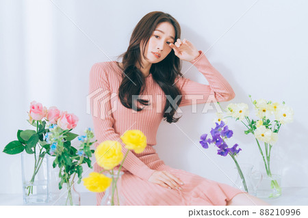 被花包圍的女人 88210996