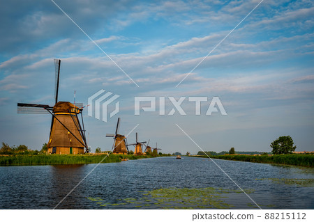 Windmills at Kinderdijk in Holland. Netherlands Windmills at Kinderdijk in Holland. Netherlands 88215112