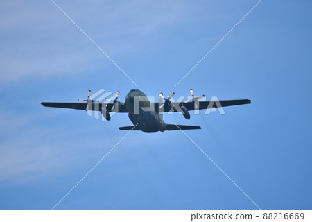 日本航空自衛隊運輸機 C-130 日本航空自衛隊運輸機 C-130 88216669