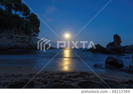 Night scene from a beautiful Costa Brava en Catalonia of Spain Night scene from a beautiful Costa Brava en Catalonia of Spain 88217269