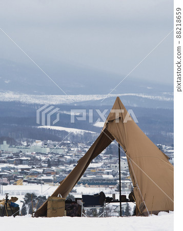 Winter camp tent 88218659