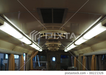 Retro train ceiling Retro train ceiling 88221326