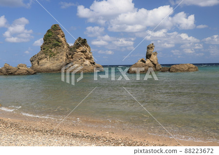 Sea and strange rocks Kunigami Village, Okinawa Prefecture 88223672