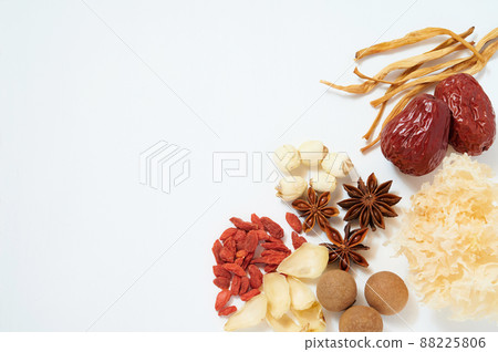 Medicinal food material (left open) Medicinal food material (left open) 88225806