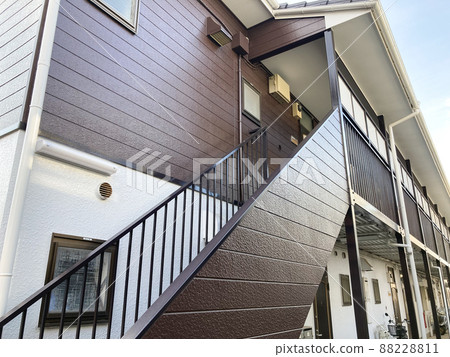Maintenance apartment stairs Maintenance apartment stairs 88228811