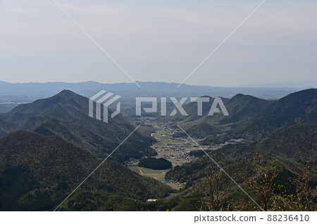 從白賀山山頂 88236410