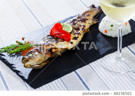 Grilled trout with rice 88236501